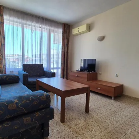 Sb In Royal Dreams Complex ساني بيتش